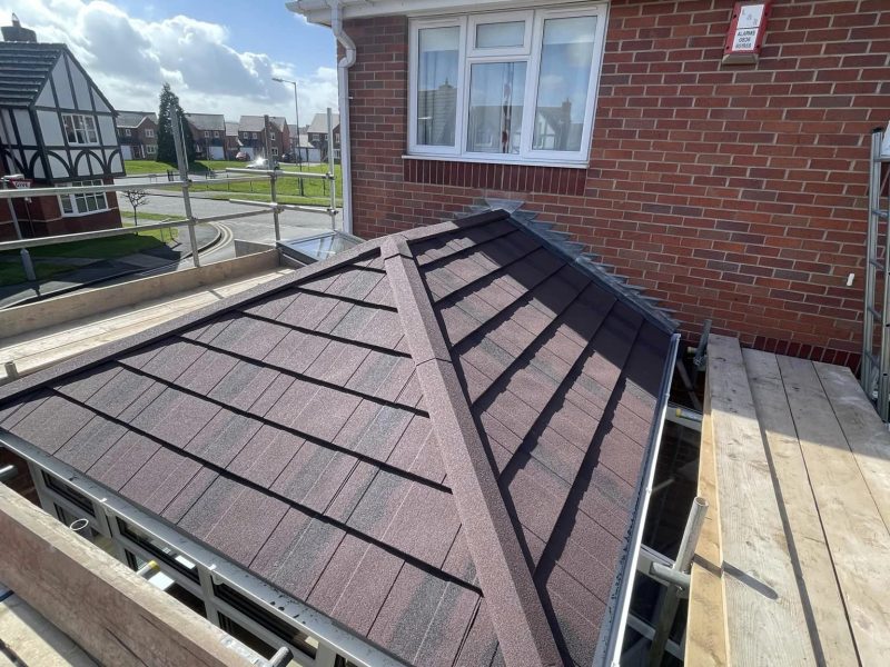 icotherm modern tiled roof